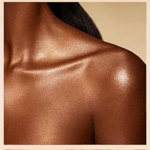 Tom Ford Soleil Face and Body Illuminizer 03 Bronze - Picture 5 of 12